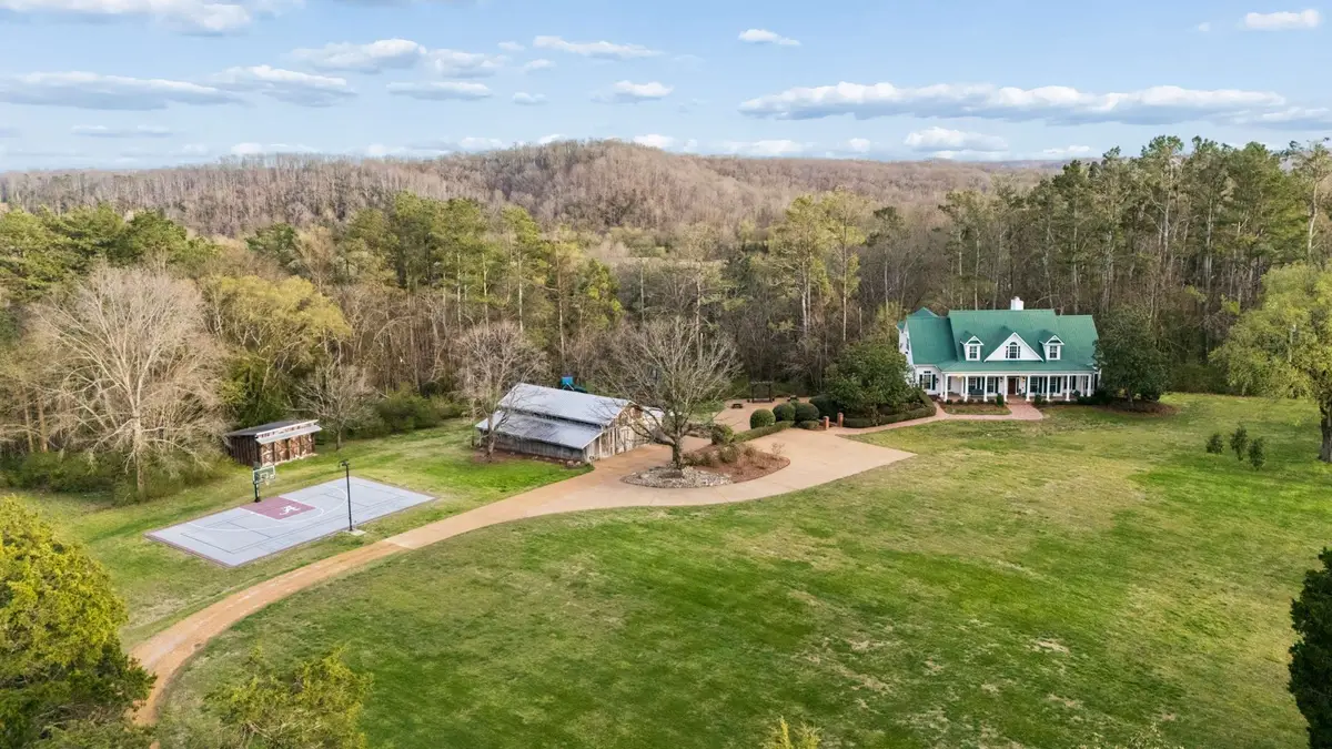 324 E Kingston Springs Rd, Kingston Springs, TN 37082 - #1