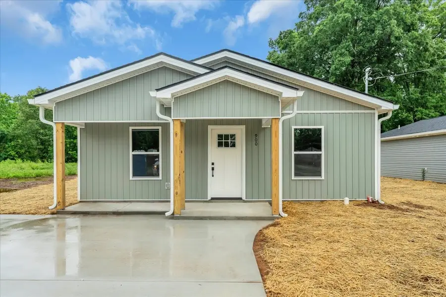 900 East Decherd Street, Tullahoma, TN 37388 - #2