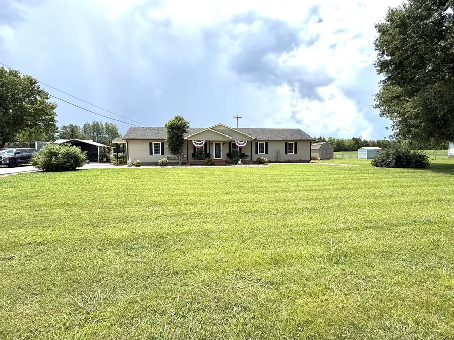1305 Horseshoe Dr, Lewisburg, TN 37091 - #3