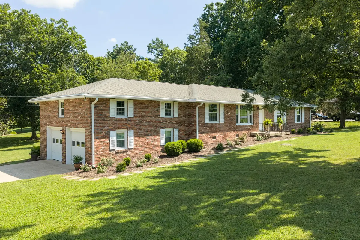 408 Hillview Dr, Mount Juliet, TN 37122 - #1