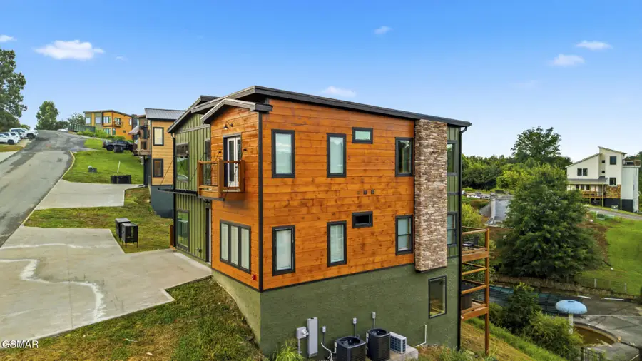 1579 Rainbow Ridge Way, Sevierville, TN 37862 - #3