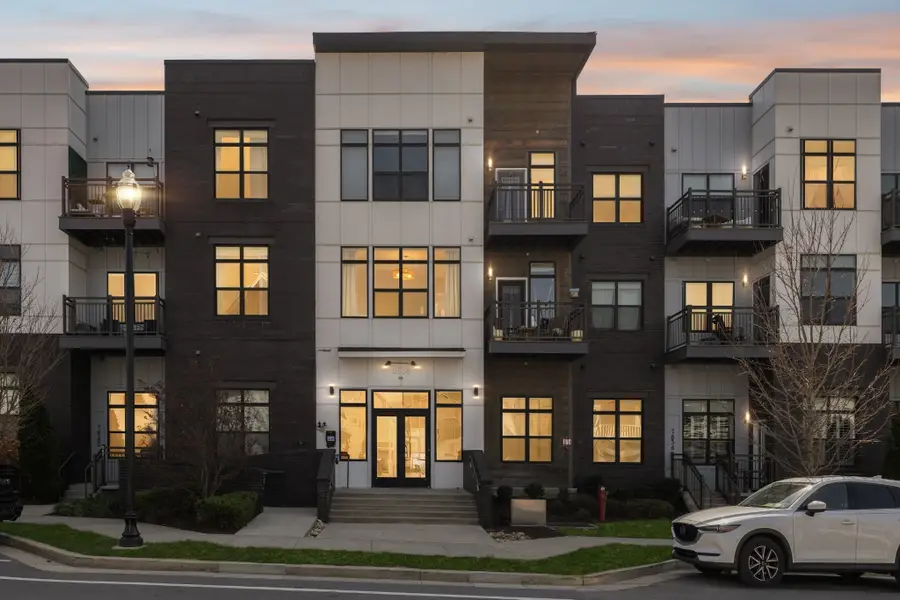 1638 54th Ave N #202, Nashville, TN 37209 - #2