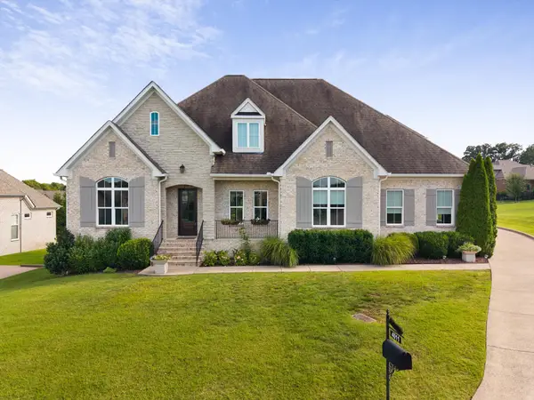 4011 Pinwheel Ct, Arrington, TN 37014