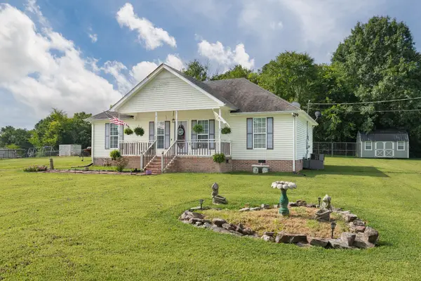 41 Volunteer Rd, Petersburg, TN 37144