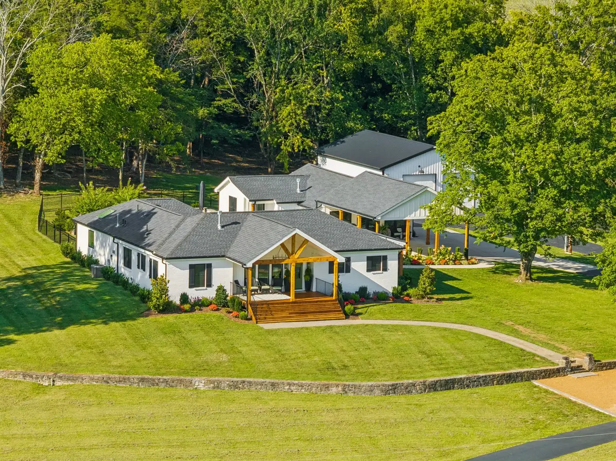 5672 Carters Creek Pike, Thompsons Station, TN 37179 - #1