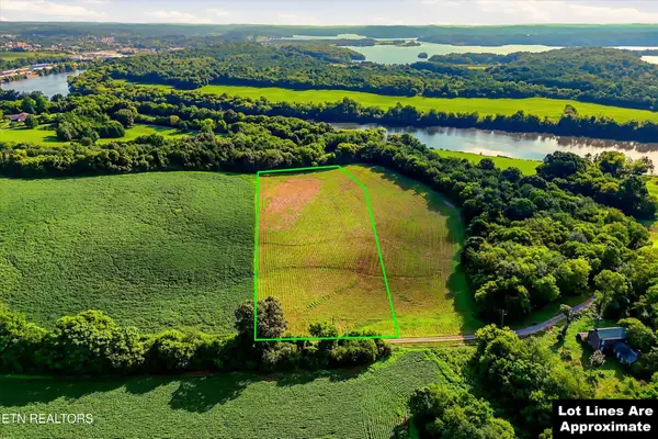 16000 Riverview Rd, Lenoir City, TN 37771