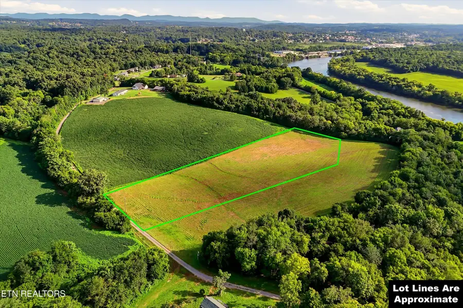16000 Riverview Rd, Lenoir City, TN 37771 - #2