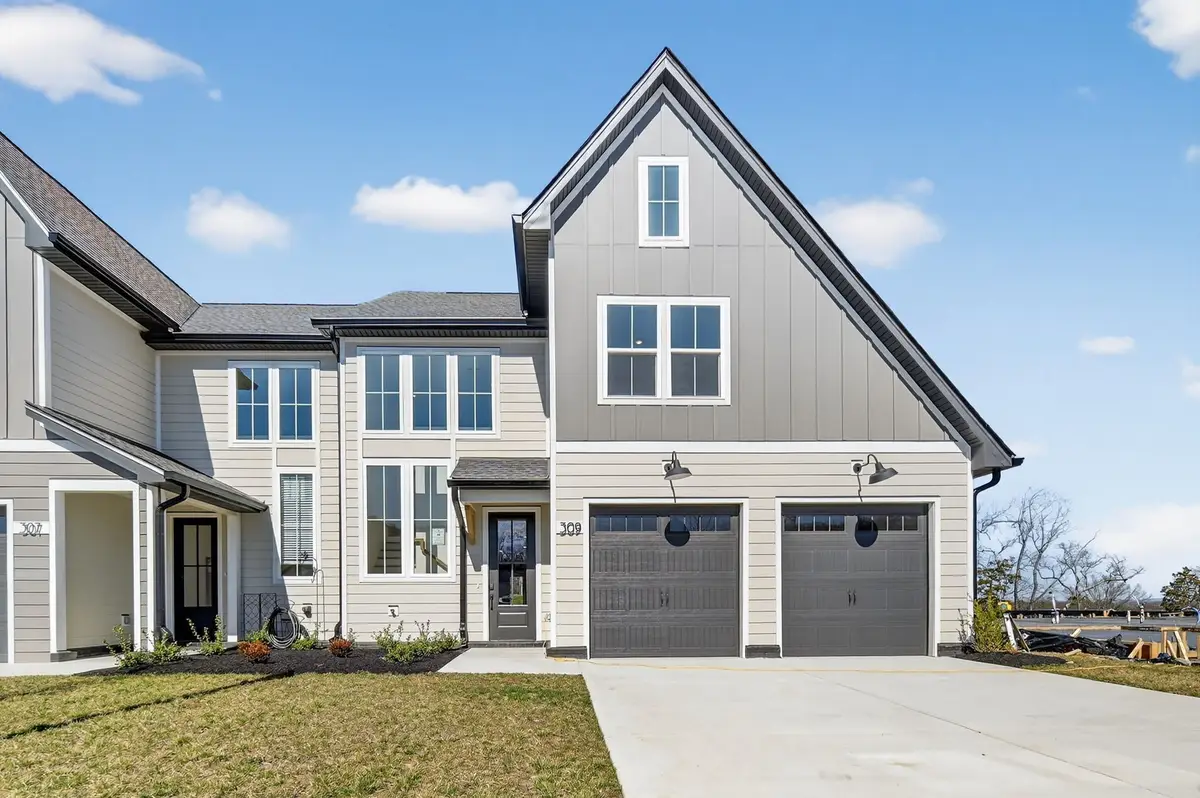321 Panther Dr, Murfreesboro, TN 37127 - #1