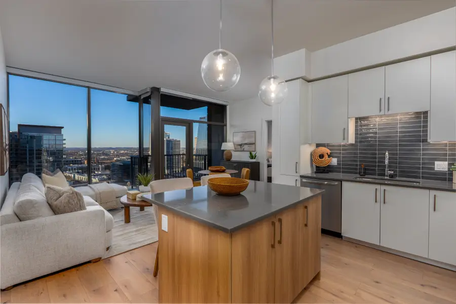 1212 Demonbreun St #A9, Nashville, TN 37203 - #3
