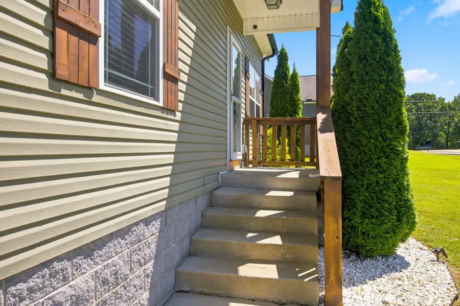 1204 Redden Ln, Burns, TN 37029 - #3