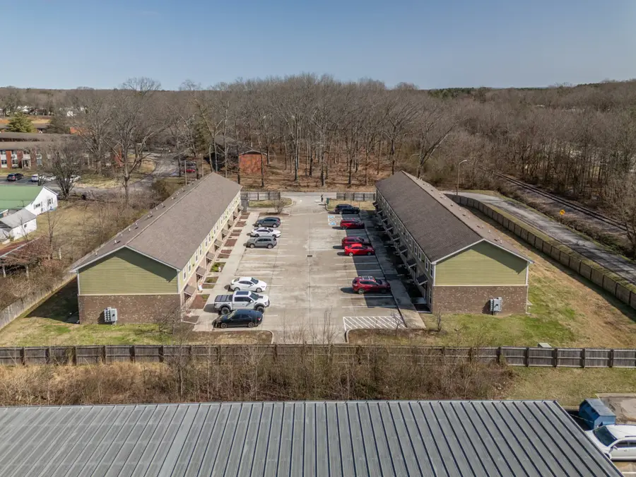 156 Silver St, Tullahoma, TN 37388 - #3