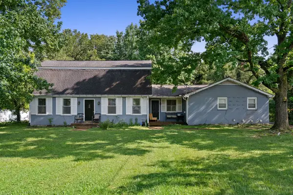 4059 Lake Pkwy, Hermitage, TN 37076
