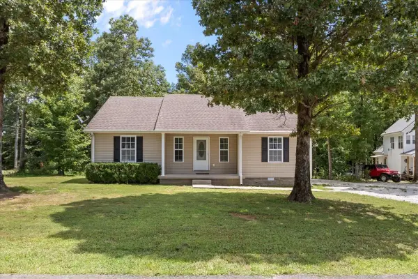 45 Bill Ct, Waverly, TN 37185