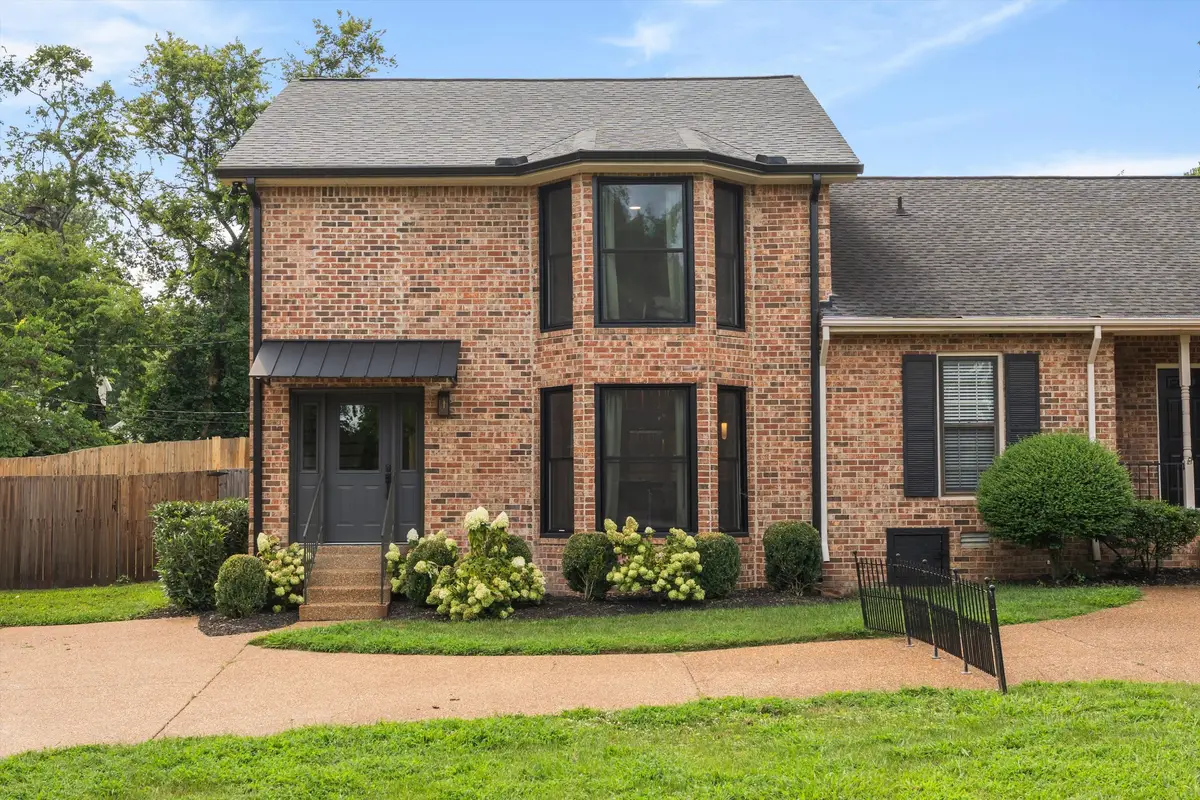 4421 Belmont Park Ter, Nashville, TN 37215 - #1
