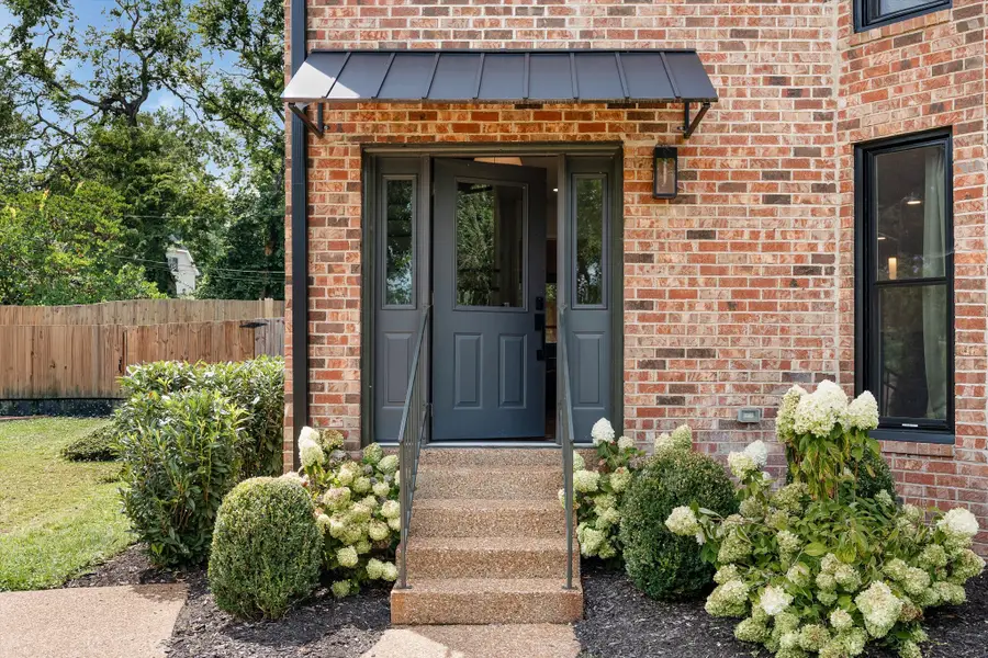 4421 Belmont Park Ter, Nashville, TN 37215 - #2