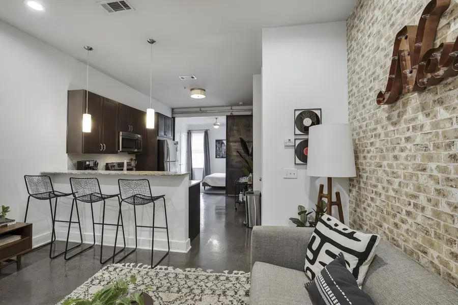 210 30th Ave N #202, Nashville, TN 37203 - #2