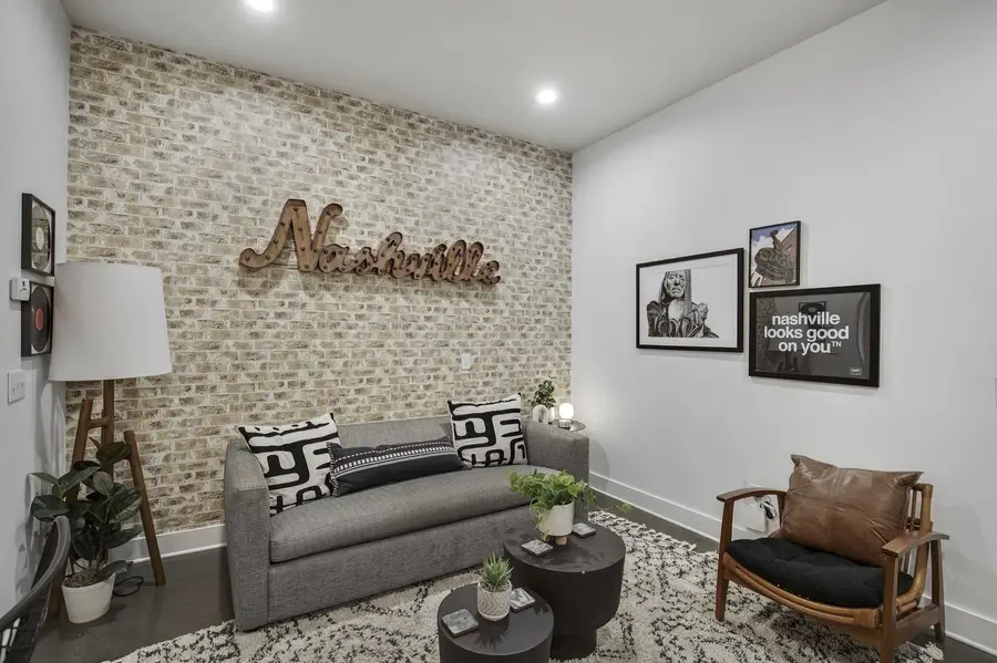 210 30th Ave N #202, Nashville, TN 37203 - #3