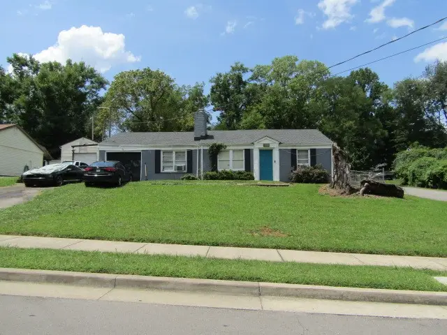 2717 Hartford Dr, Nashville, TN 37210 - #1