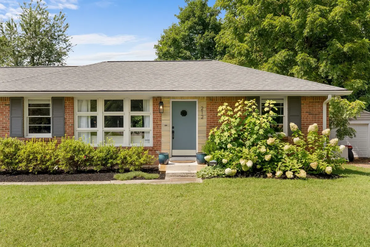 212 Donelson Hills Dr, Nashville, TN 37214 - #1