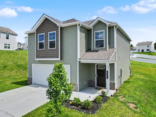 6175 Sycamore Stream Road, Dandridge, TN 37725