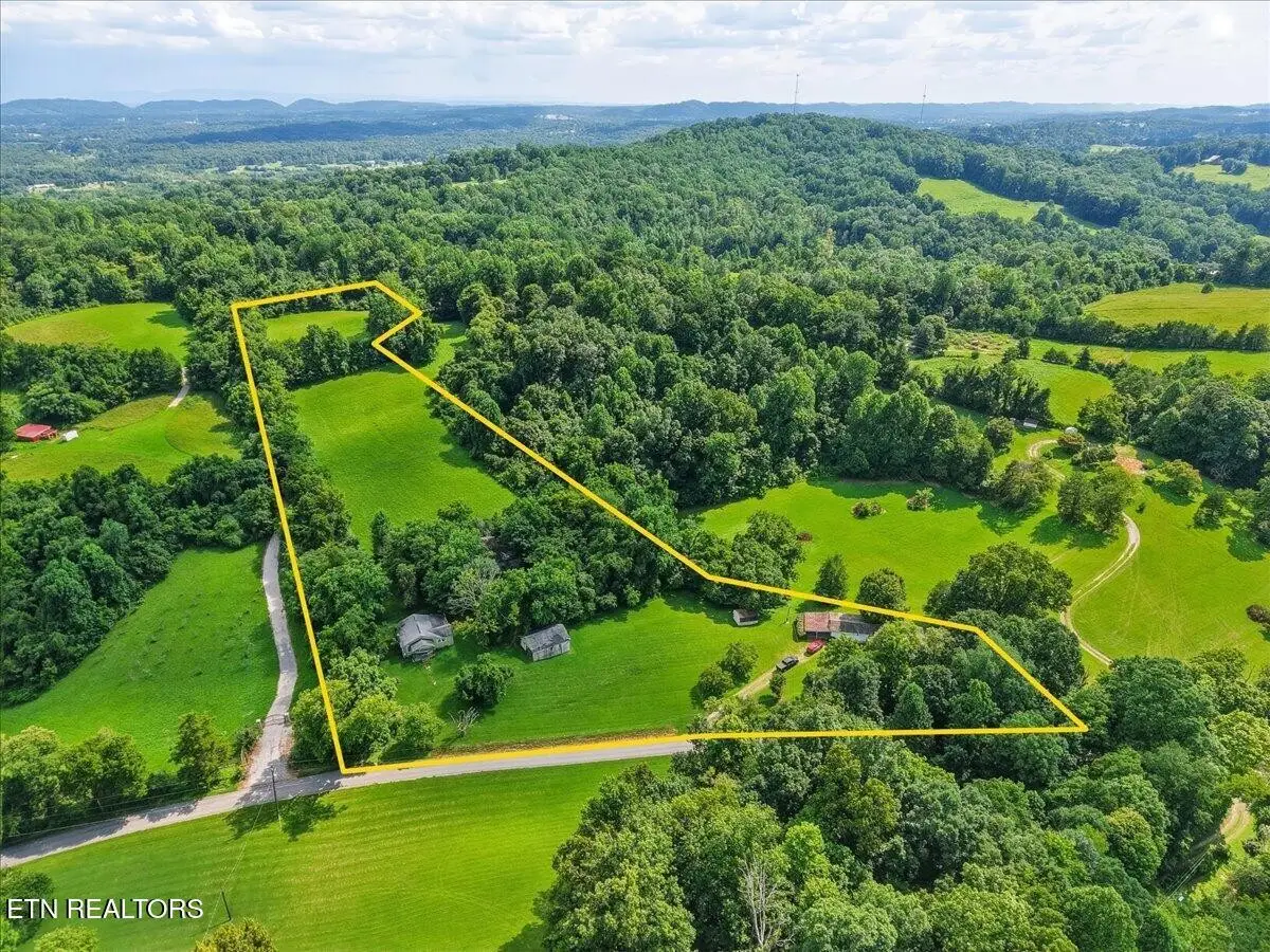 579565 Harless Rd, Corryton, TN 37721 - #1