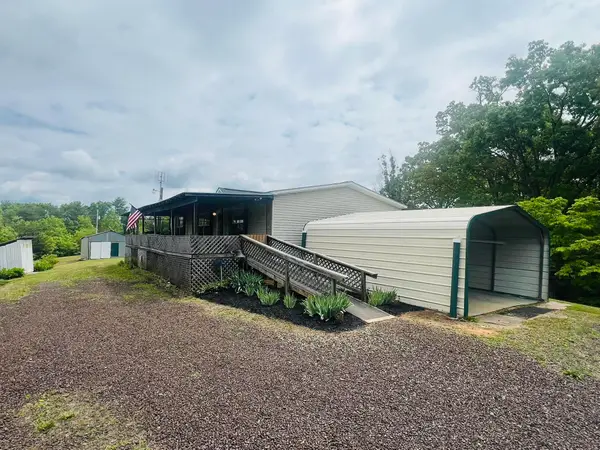 105 Lola Drive, Farner, TN 37333