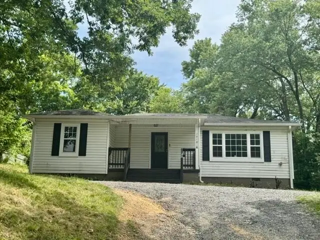 1040 6th Street Ne, Cleveland, TN 37311 - #1