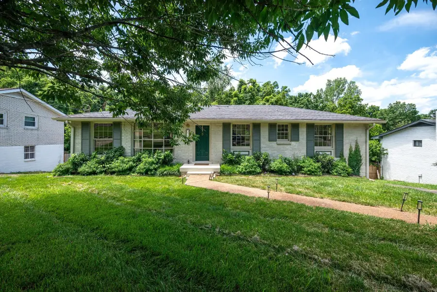 317 Bonnavue Dr, Hermitage, TN 37076 - #2
