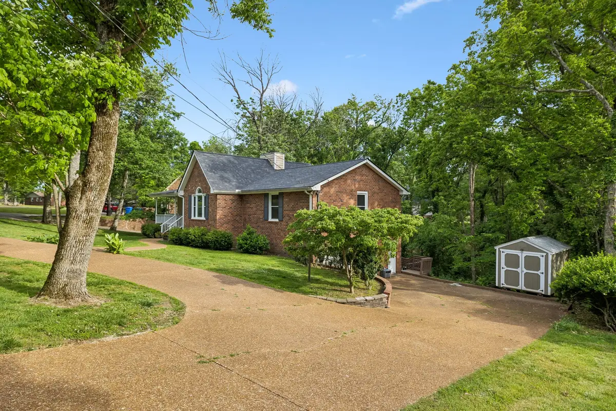 1006 Cynthia Trl, Goodlettsville, TN 37072 - #1