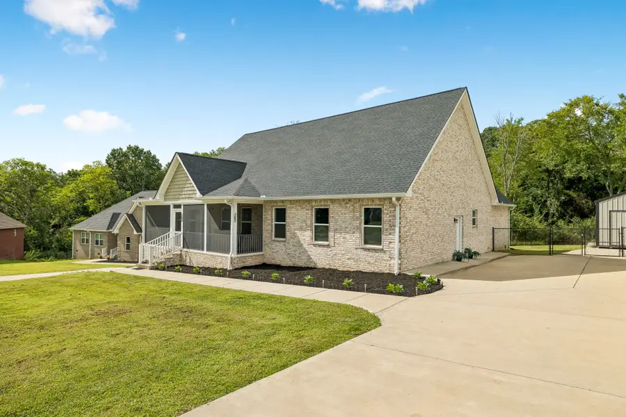 380 Mockingbird Ln, Hartsville, TN 37074 - #2