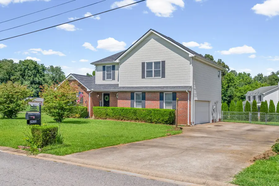 2923 Heatherfield Dr, Woodlawn, TN 37191 - #3