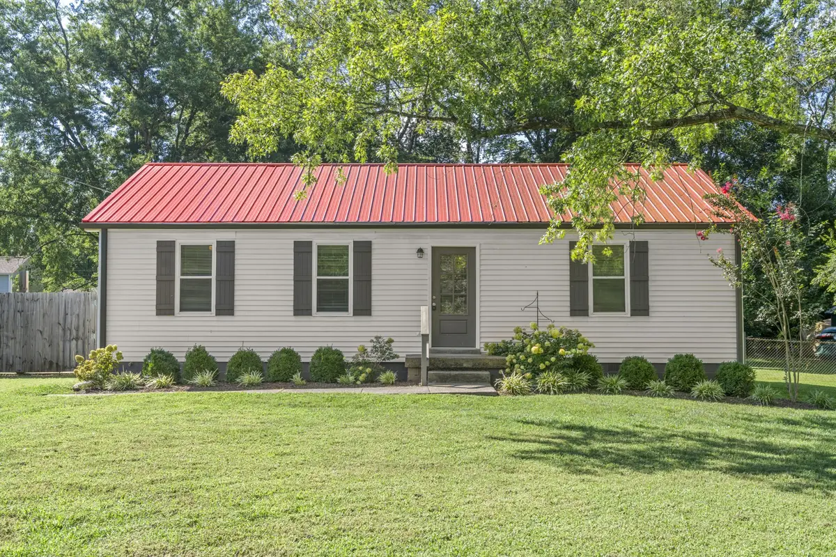 6541 Kari Dr, Murfreesboro, TN 37129 - #1