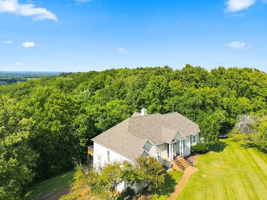 1108 Abbey Rd, Columbia, TN 38401 - #2