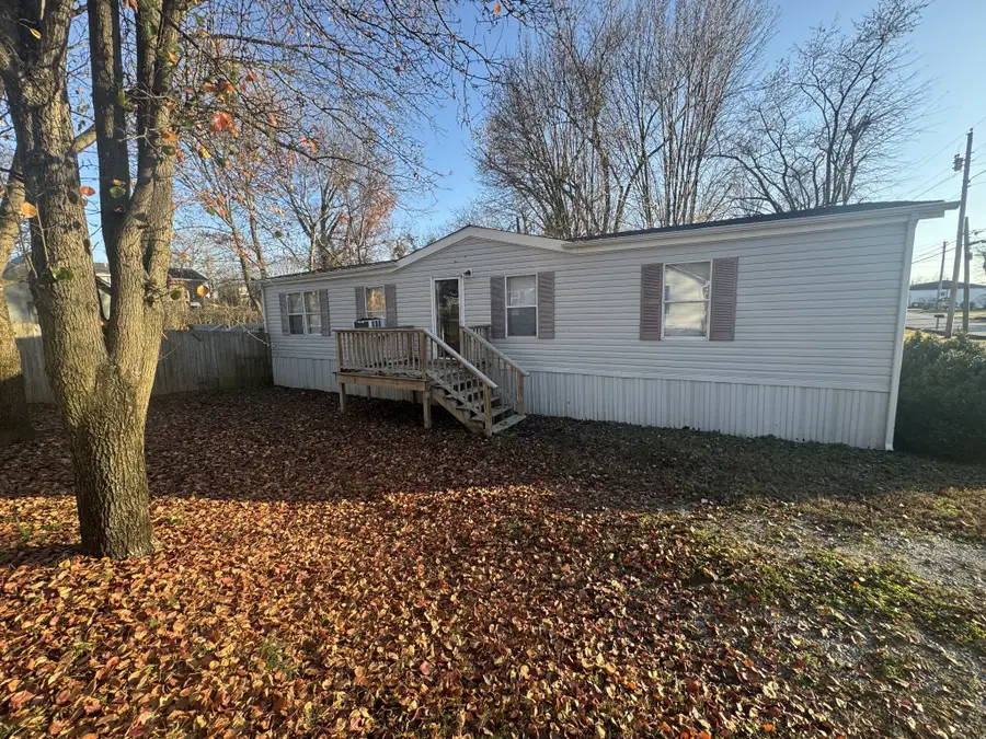 432 Andrews Ave, Hartsville, TN 37074 - #2