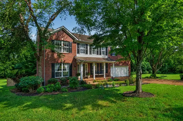 4645 Brown Leaf Dr, Old Hickory, TN 37138