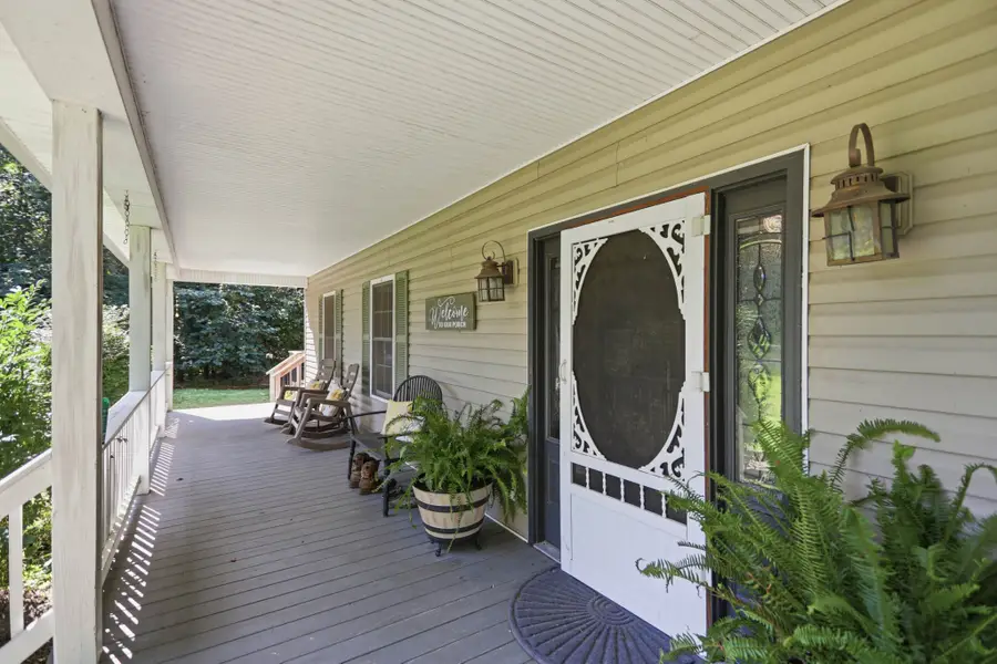1536 Poplar Grove Rd, Westmoreland, TN 37186 - #2