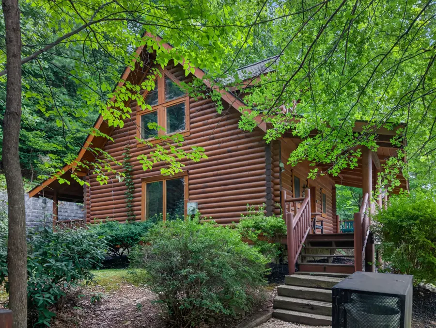 3225 Smoky Ridge Way, Sevierville, TN 37862 - #2