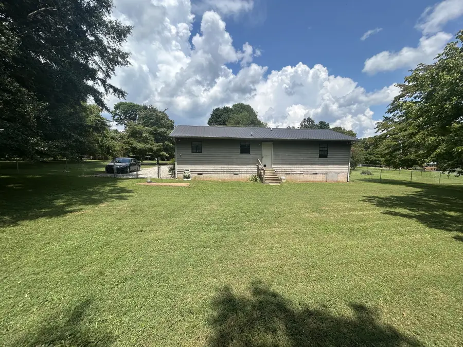 206 Beth Page Rd, Estill Springs, TN 37330 - #3
