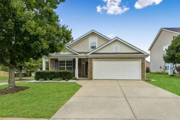 101 Coolmore Ct, Spring Hill, TN 37174