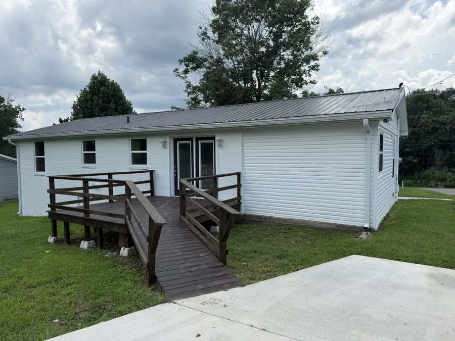 1102 Short Mountain Rd, McMinnville, TN 37110 - #2