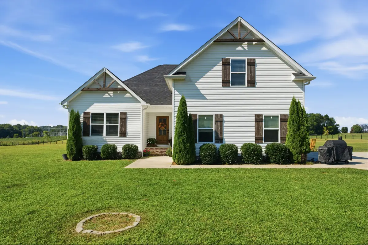6807 Highway 25 E, Cross Plains, TN 37049 - #1