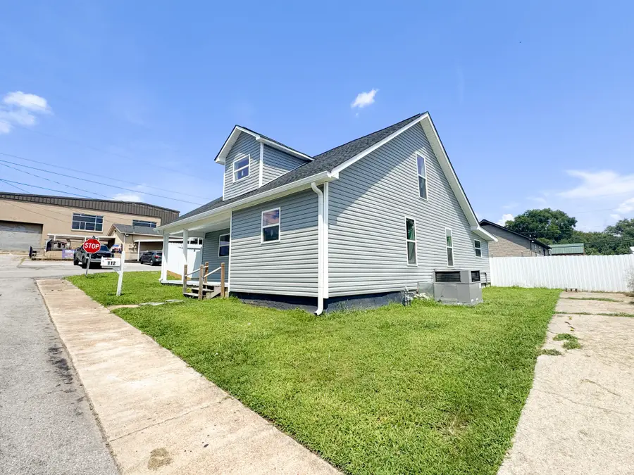 112 Cato St, Hartsville, TN 37074 - #2