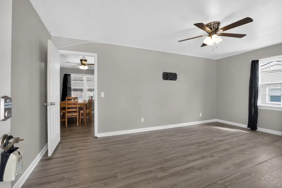 714 Alton Ave, Shelbyville, TN 37160 - #2