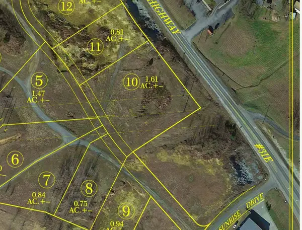 5297 Hwy 31e, Westmoreland, TN 37186