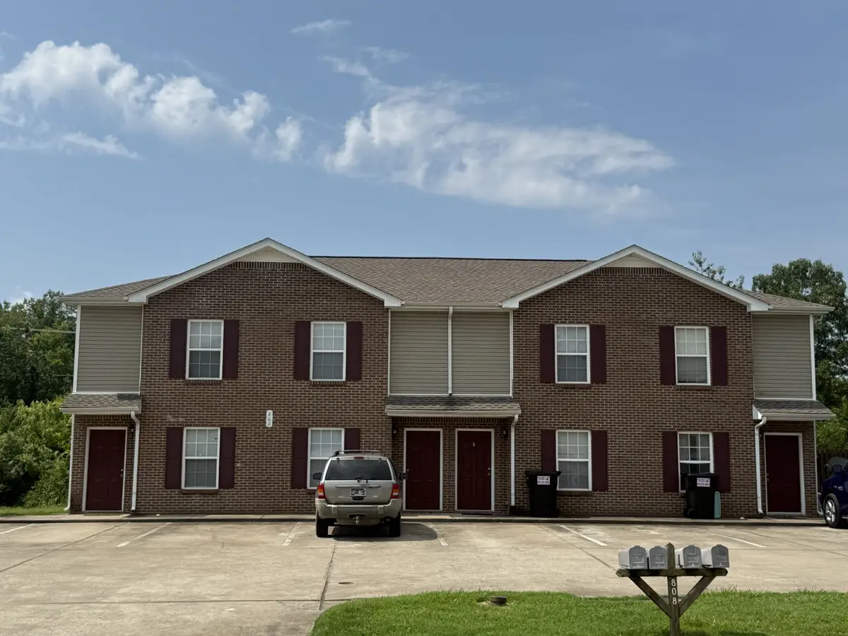 808 Oak Arbor Ct, Clarksville, TN 37040 - #1