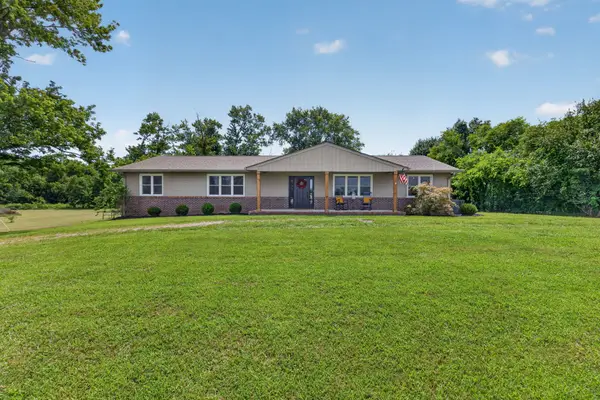 926 Dyer Cir, Morrison, TN 37357