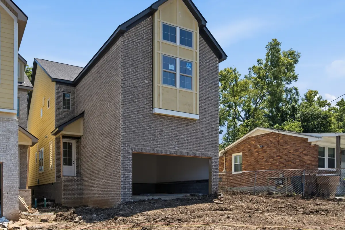 646A James Ave, Nashville, TN 37209 - #1