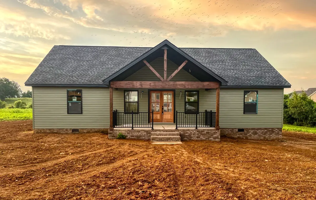 305 Irene Ct, Lafayette, TN 37083 - #1