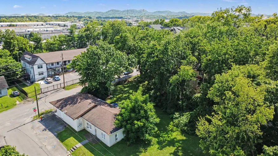 516 Veritas St, Nashville, TN 37211 - #3