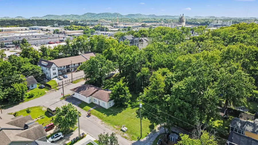 518 Veritas St, Nashville, TN 37211 - #3